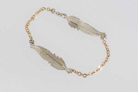 Small feather bracelet