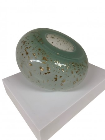 Bladgull pebbles
